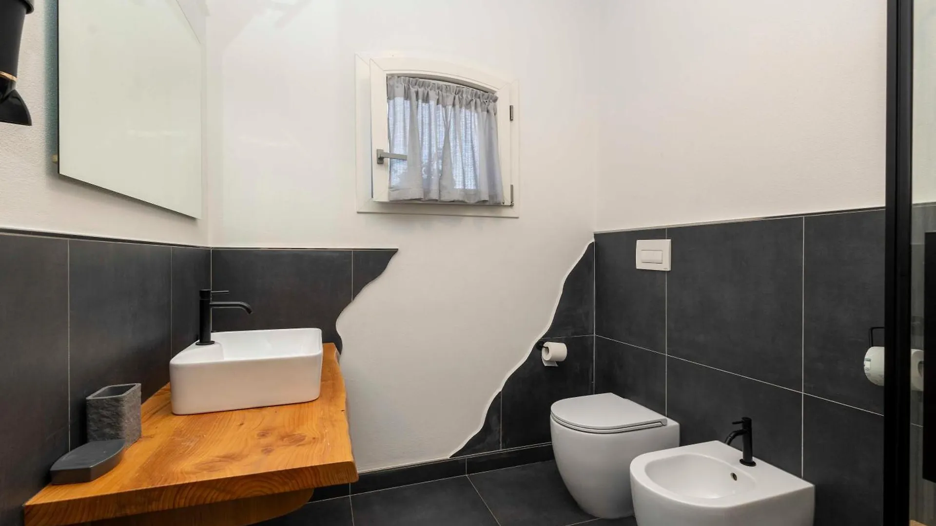 Bed and Breakfast La Pineta Nel Borgo Rávena