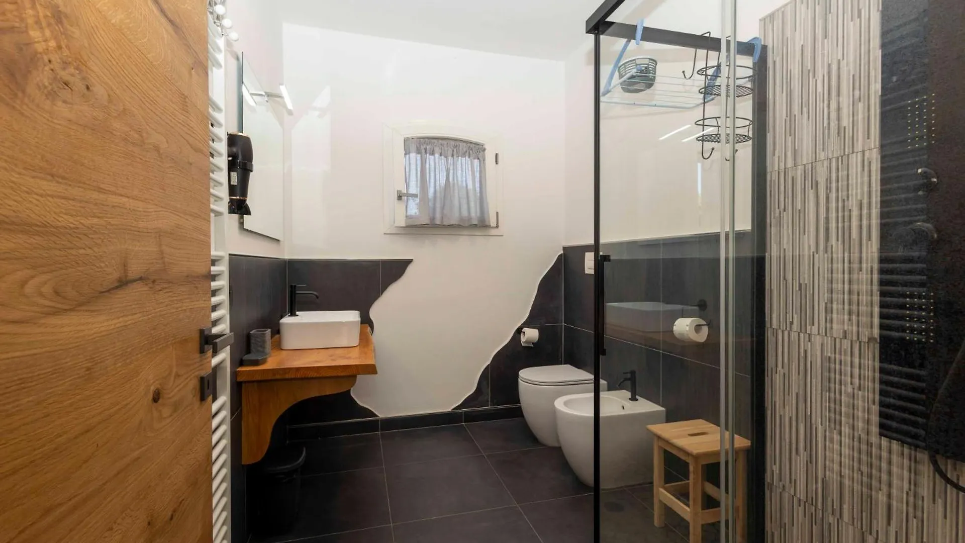 Bed and Breakfast La Pineta Nel Borgo Rávena